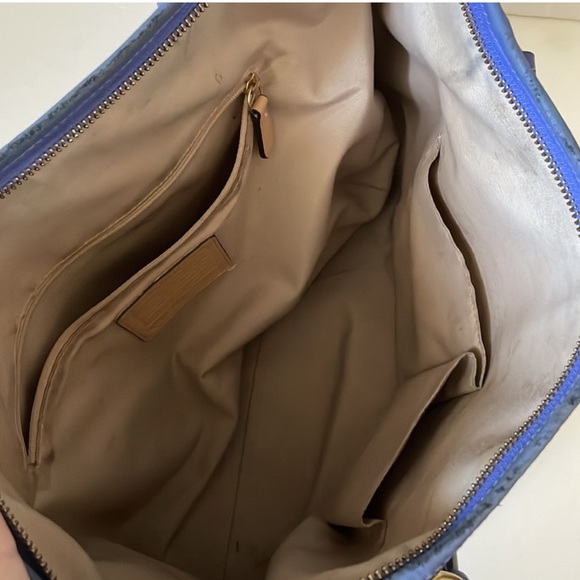 𝐂𝐎𝐀𝐂𝐇 𝐏𝐄𝐘𝐓𝐎𝐍 𝐒𝐀𝐅𝐅𝐈𝐀𝐍𝐎 𝐋𝐄𝐀𝐓𝐇𝐄𝐑 𝐙𝐈𝐏 𝐓𝐎𝐓𝐄 𝐄𝐔𝐂 - Picture 6 of 10